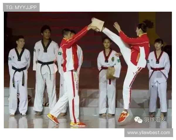 刘静专访：从初学者到羽毛球冠军的成长之路与心路历程回顾